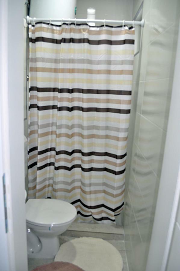 Apartman Dina Appartamento Tuzla Esterno foto